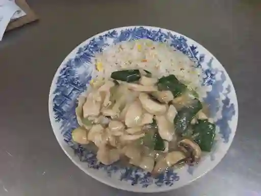 Colacion Pollo Champiñón