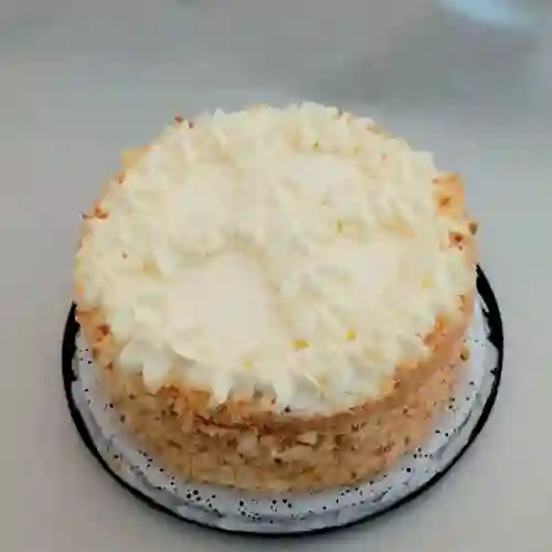 Torta 15 Porciones Piña Chantilly