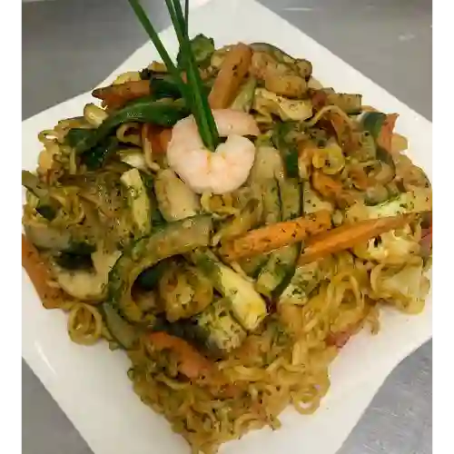 Yakisoba de Carne