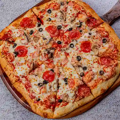 Cuatro Estaciones Familiar