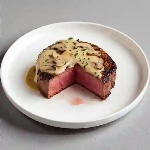 Lomo liso con salsa de champiñones