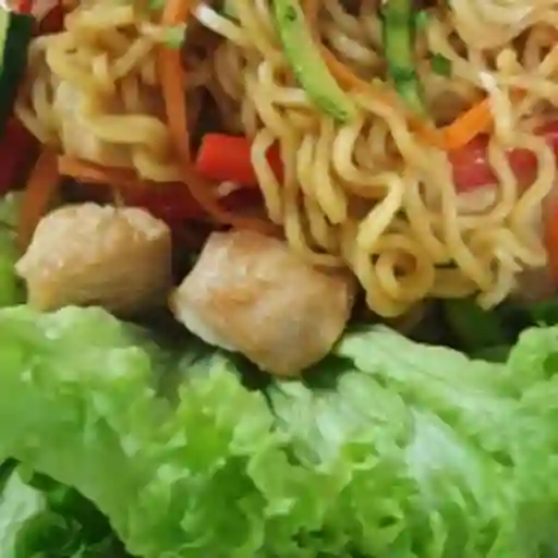 Yakisoba con Pollo