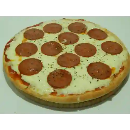 Pizza Pepperoni Clásica