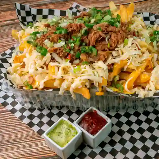 Papas Fritas con Mechada