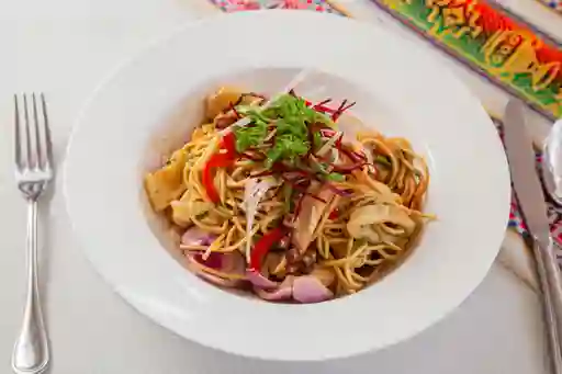 Spaguetti Salteado con Mariscos