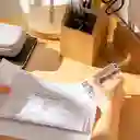 Corchetera de Acrílico Mediana