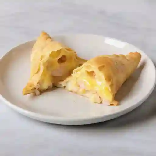 Empanada camarón queso