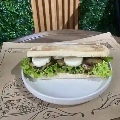 Sándwich Royal Pesto
