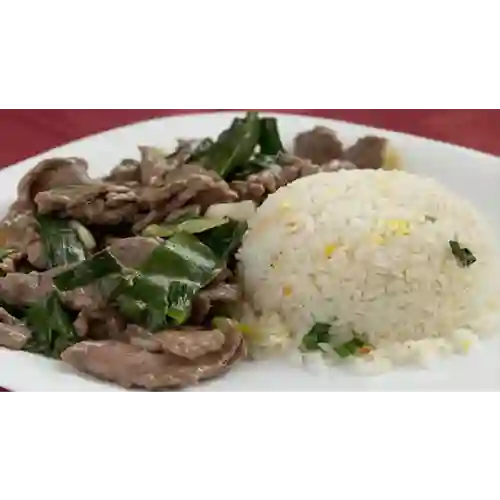 Colaciones Carne Mongoliana con Arroz