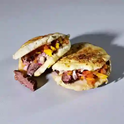Arepa Lomito de Vacuno