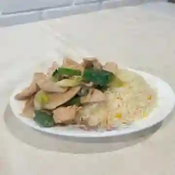 Pollo mongoliano con arroz