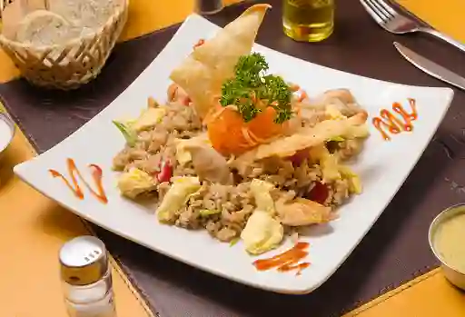 Arroz Chaufa de Pollo