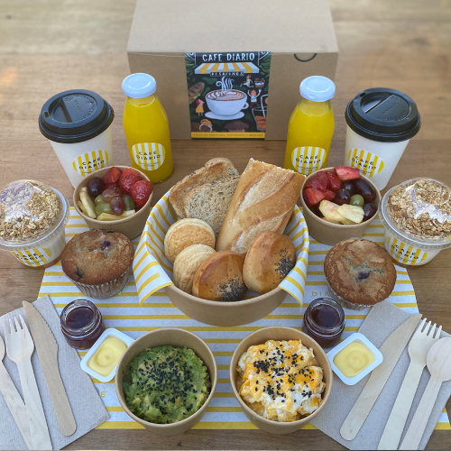 Caja de Desayuno Tradicional para Compartir