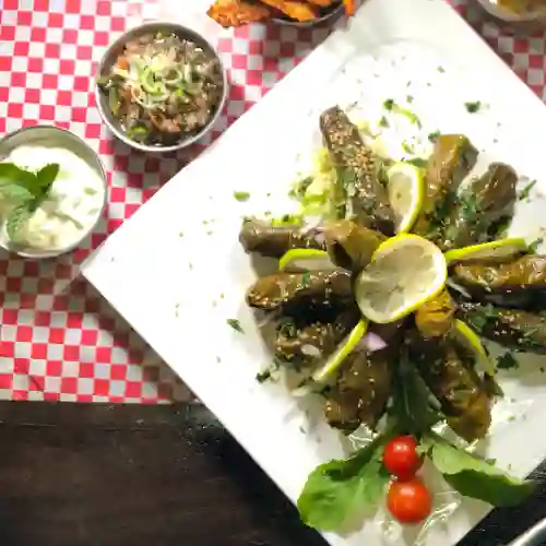 Hojitas de Parra Relleno Vegano