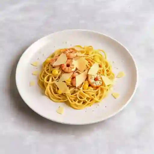 Tallarines Con Camaron Y Choclo En Salsa Blanca