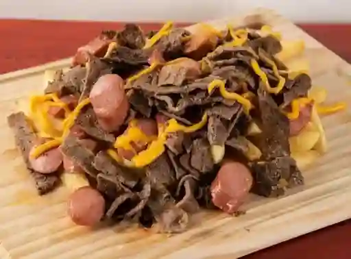 Choripapas con Carne de Vacuno