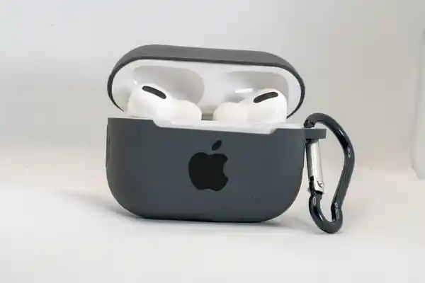 Funda Silicona Para AirPods Pro Negra