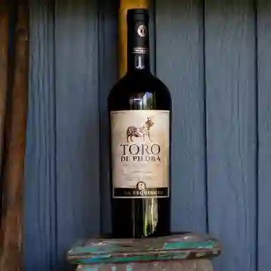 Toro de Piedra Carmenere