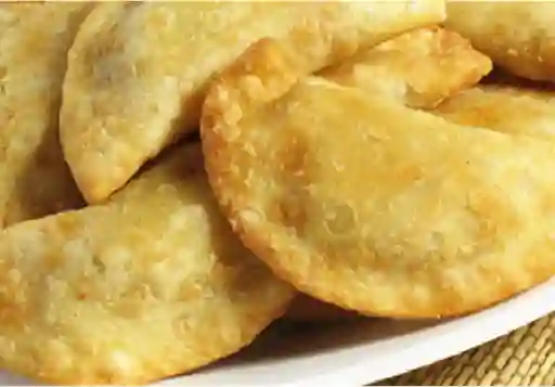 Empanada Frita Champiñon y Queso