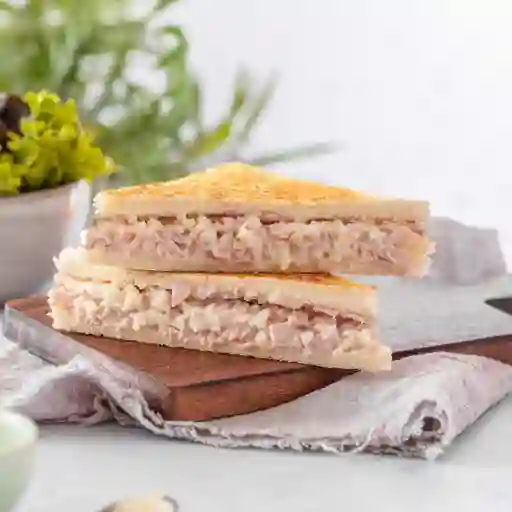 Sándwich de Miga Jamón Palmito Clásico