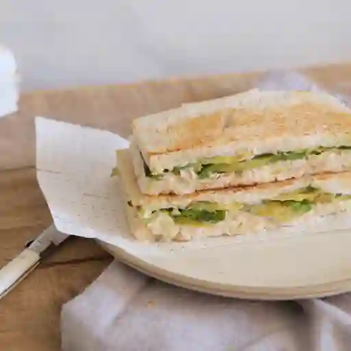Sándwich Miga de Ave y Palta