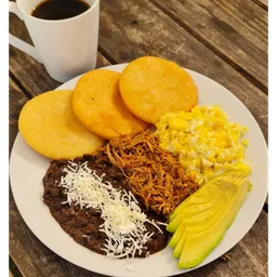 Desayuno Criollo