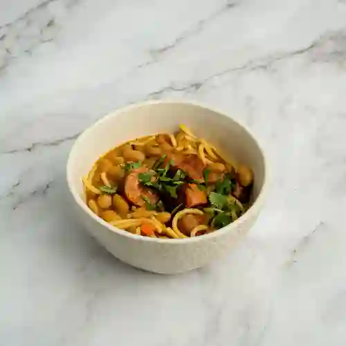 Porotos con Longaniza