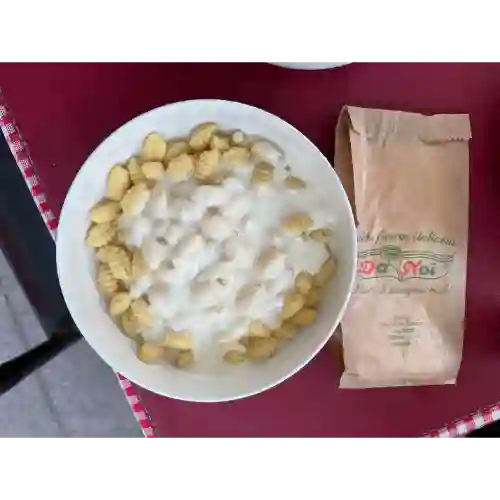 ÑOquis Salsa Blanca