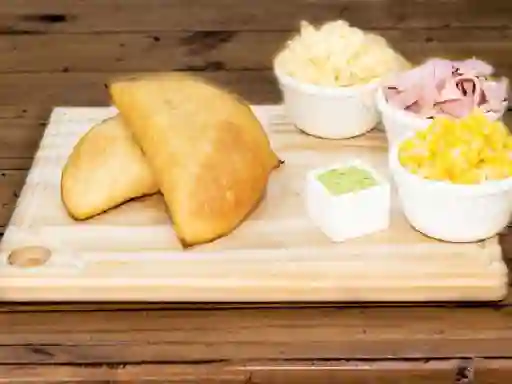 Empanada de Tocino, Maíz y Queso