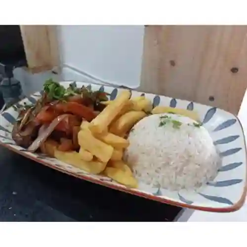 Lomo Saltado