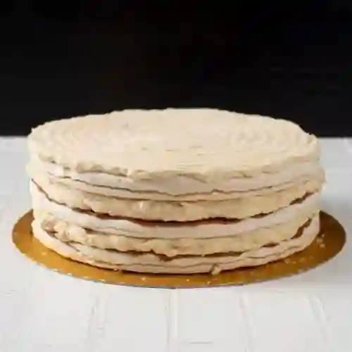 Torta Merengue Lúcuma (15 Personas)