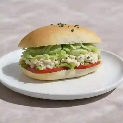 Ave mayo pimentón lechuga