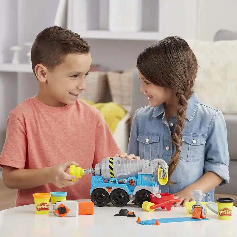 Hasbro Play-doh Wheels Camión De Cemento