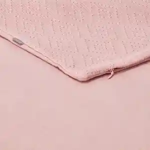 Funda Para Almohadón de Algodón Texturizado Rosado 70 x 50 cm
