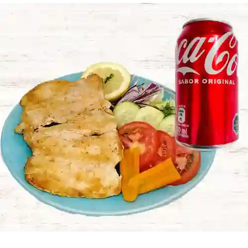Pechuga Grille 250Gr, Ensalada más Coca Lata