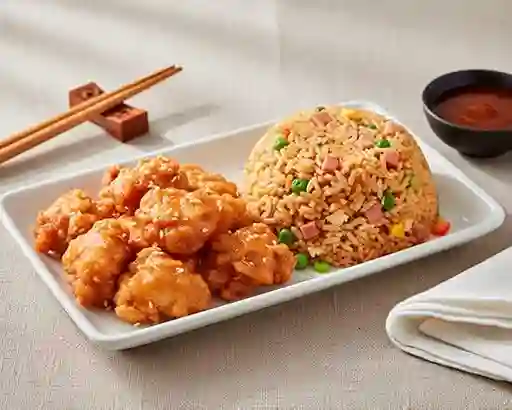 Diente de Pollo con Arroz Chaufán