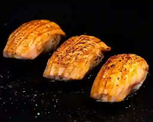 Nigiri Sakee Flambeado