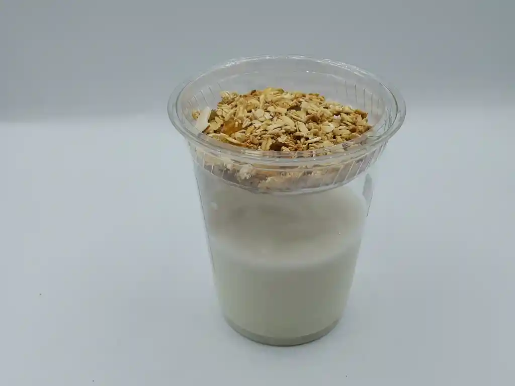 Yogurt & Granola