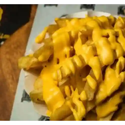 Papas Fritas Cheddar Medianas