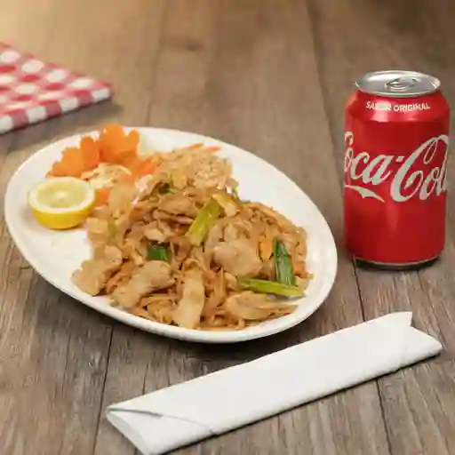 Pad thai + bebida