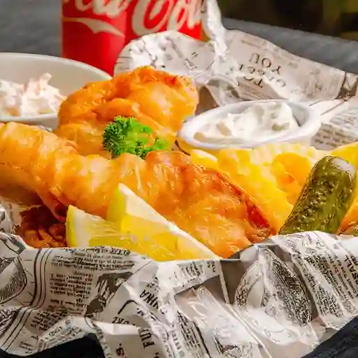 Box de pollo con papas, ensalda y salsa