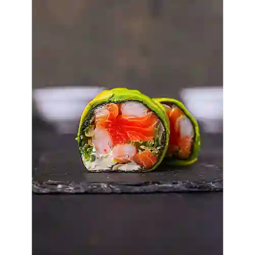 a Sakebi Oriental Roll