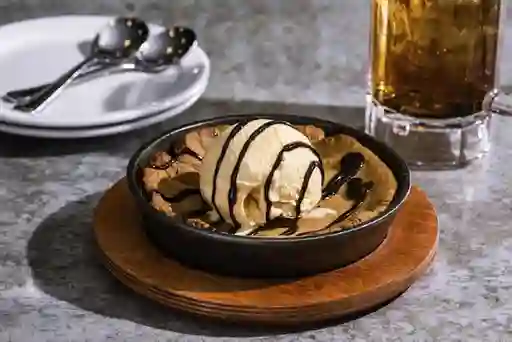 Chocolate Chip Cookie