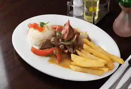 Lomo Saltado