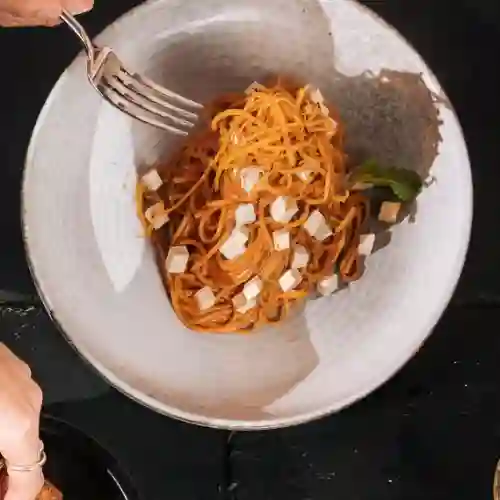 Spaghetti Anticuchero con Tofu