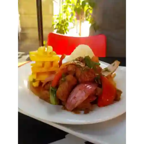 Lomo Saltado