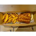 Merluza Austral con Papas Fritas