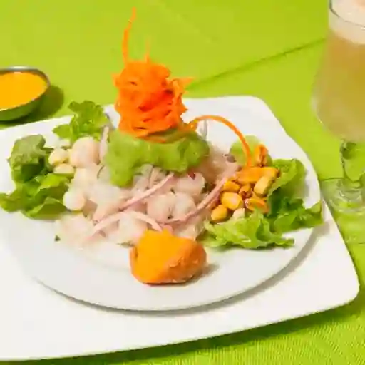 Ceviche de Pescado con Camarrones