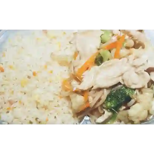 Chapsui de Pollo con Papas