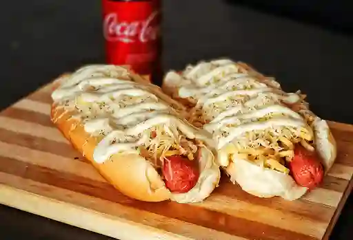 Dos Perros Calientes + Bebida